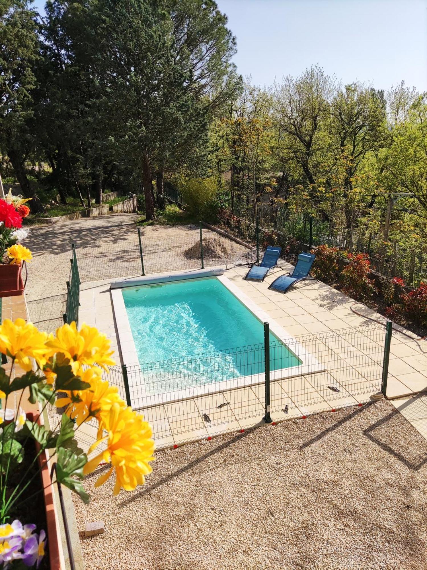 Maison Confortable A Ansouis Dans Le Luberon Kültér fotó